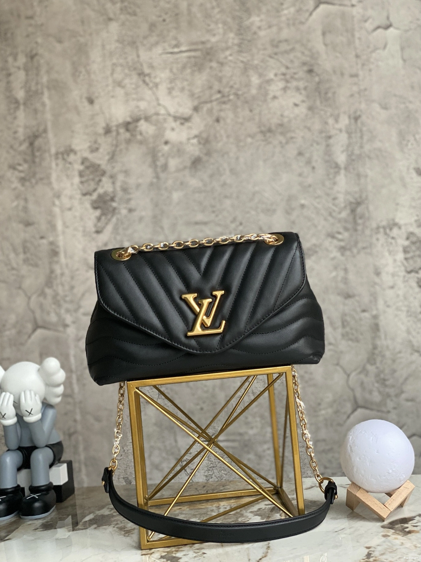 Fake Louis Bags LOUIS CHAIN VUITTON WAVE NEW BAG 0815